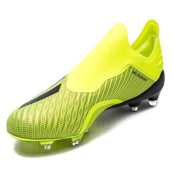 极速之光：adidas 阿迪达斯 推出全新配色版 X 18+ 足球鞋