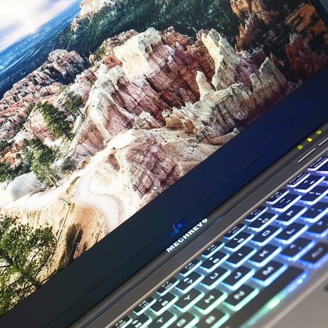 当笔电窄边框开始成为主流—机械革命Z2 Air使用评测