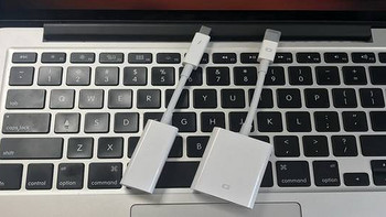 Macbook生产力的好搭配：Apple 雷雳 VGA & 千兆以太网转接器