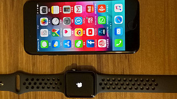 都8012年了，Apple Watch 3 智能手表还值不值得买？