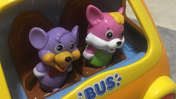 黄毛小儿的玩具 篇一：汇乐开心乐园巴士开箱
