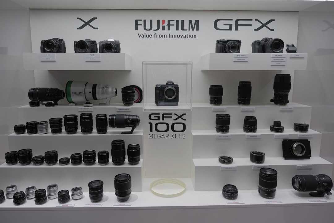 Photokina2018:富士展台GFX 50R亮相 打印输出一次成像占近半场地