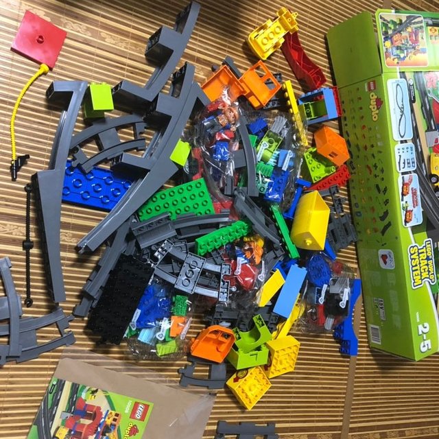 LEGO 乐高 得宝 豪华火车10508 开箱