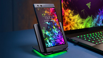 Razer 雷蛇 发布 Razer Phone 2 游戏手机，有了Chroma幻彩灯才叫真雷蛇