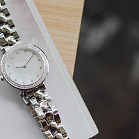 小米有品首款女士石英腕表，瑞士进口机芯+50米生活防水