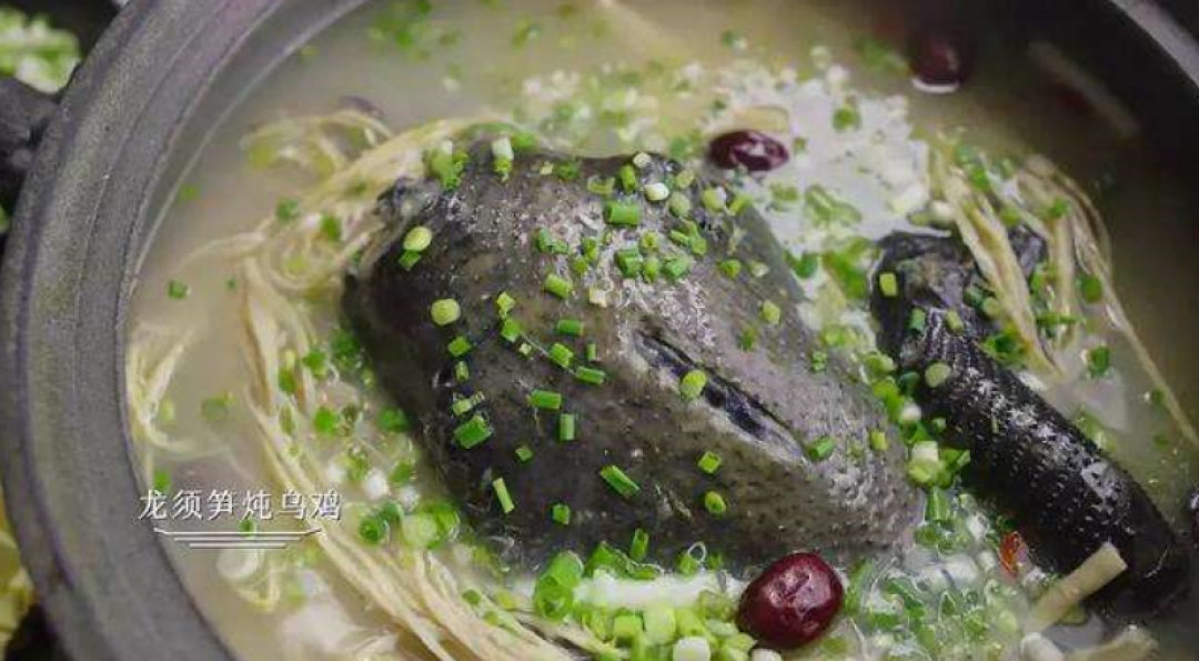 【值日声】《风味人间》这部舔屏级神作深夜来袭,片中的绝世美食你吃过多少?
