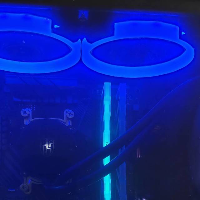双十一PC菜鸟吃土装机——2700+X470+RX580×2