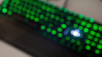 我的外设之路 篇二十一：为了那一道绿光 雷蛇黑寡妇精英版RGB背光机械键盘体验 