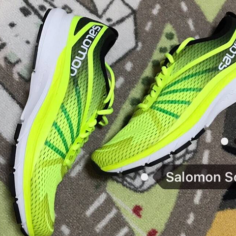 轻！透！Salomon SONIC RA PRO 跑鞋