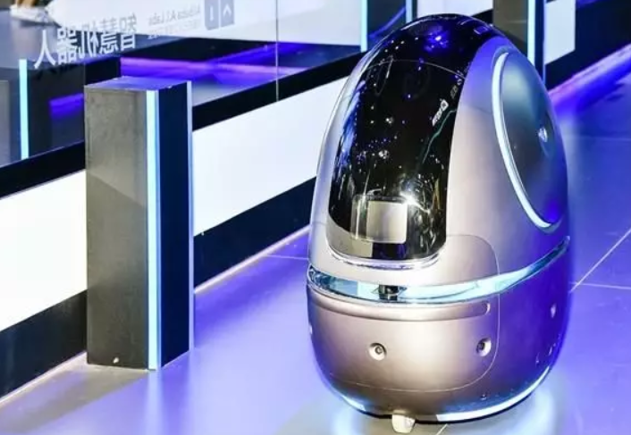【值日声】阿里的未来酒店终于开业了！满满黑科技，机器人送餐调酒！1399元一晚，你会去住吗？