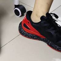 踩在脚底的数据更有说服力：咕咚智能跑鞋时尚10K体验
