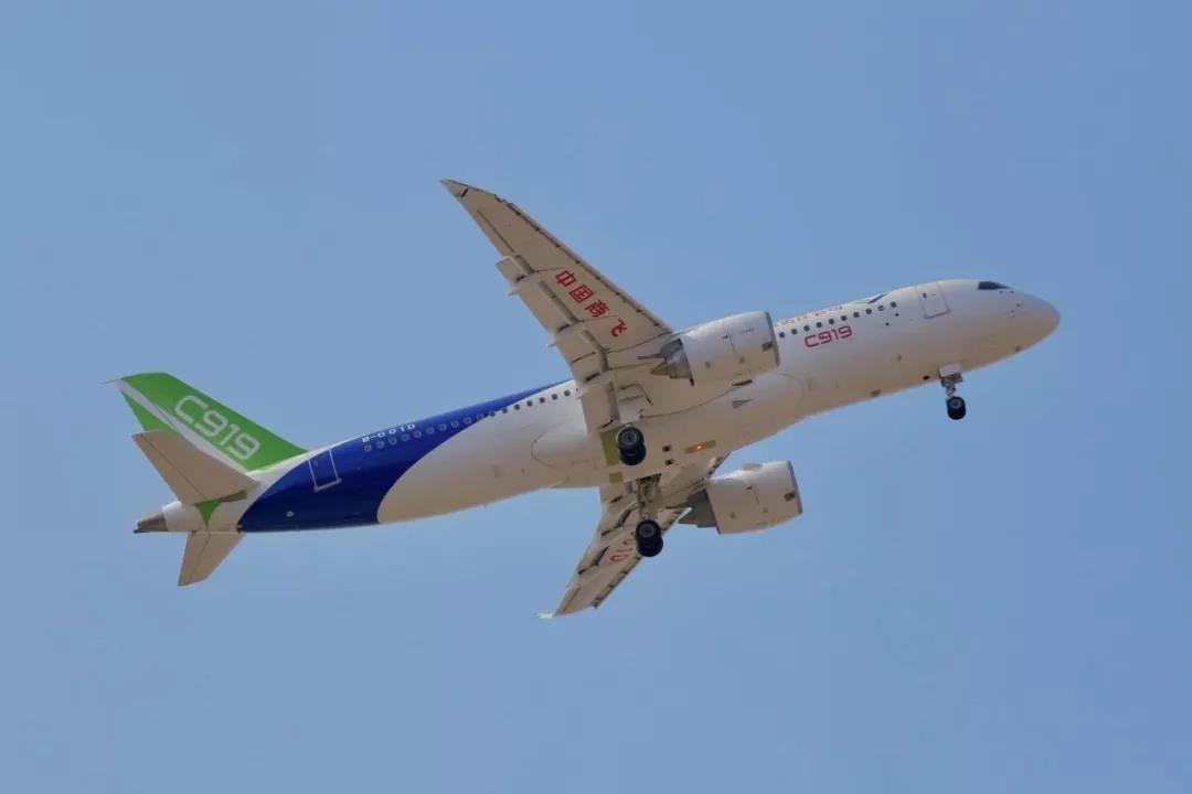 C919量产型首飞成功 将交付东航 价格也被曝光