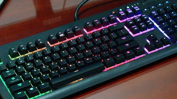 TT X1星脉RGB樱桃银轴机械键盘入手开箱小晒