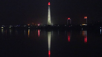 旅行 篇二：初识平壤 夜幕下的大同江 