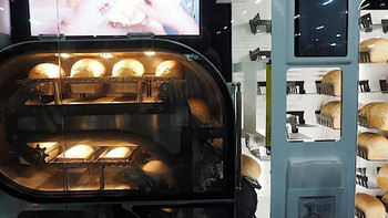 烘焙革命？美国公司研发“面包机器人”，每六分钟制作一个新鲜面包