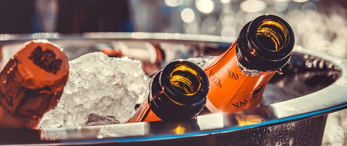  扫灶除尘：白菜帮你清洁，喜迎新年！