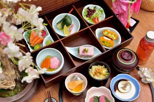 撩爆少女心！樱花主题日料自助盛宴  南京索菲特银河大酒店自助餐