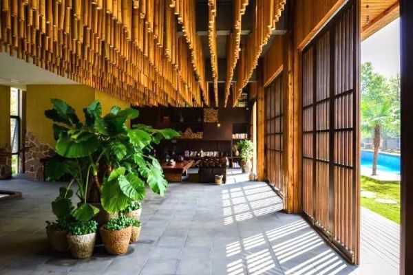 一座颇具唐宋风的竹木民宿,占地3000㎡!莫干西楼度假酒店1晚套餐