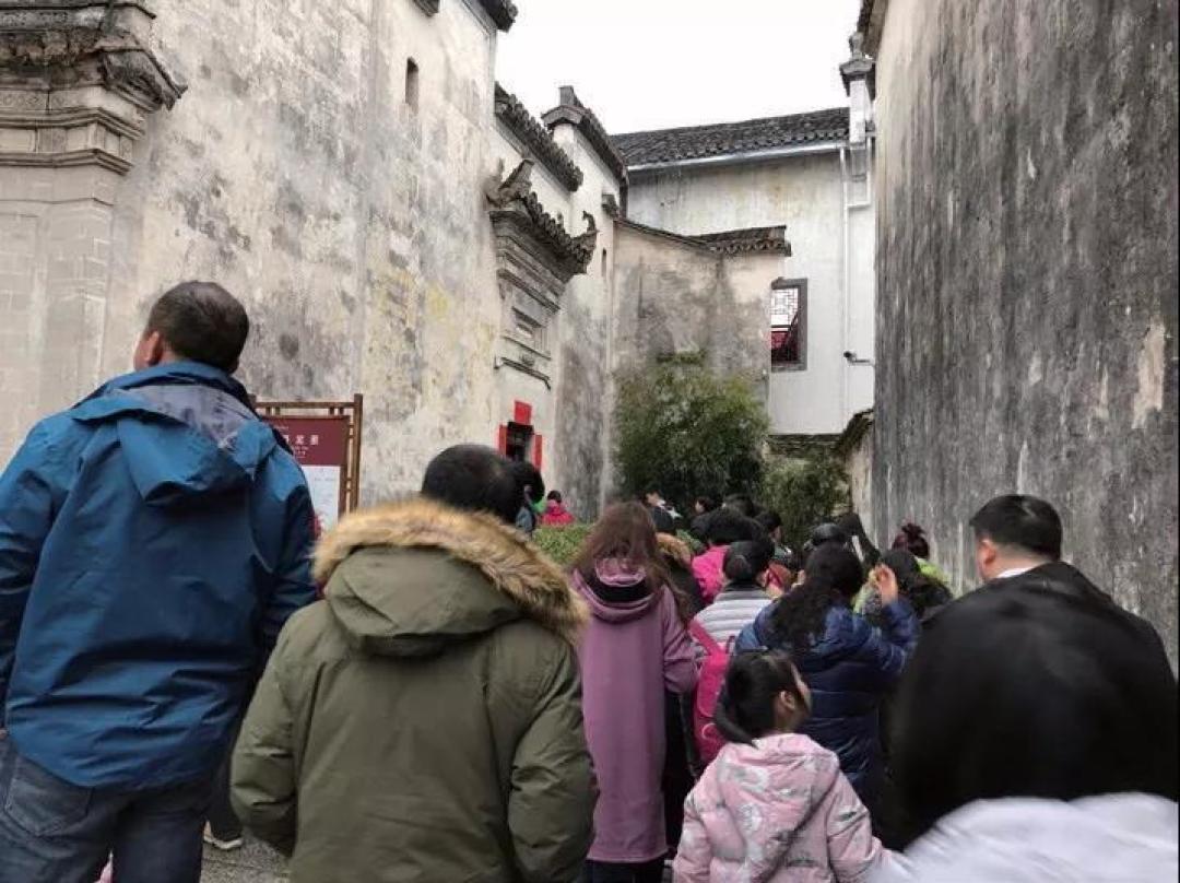 学会改变手机摄影角度的小技巧,让你的照片焕然一新