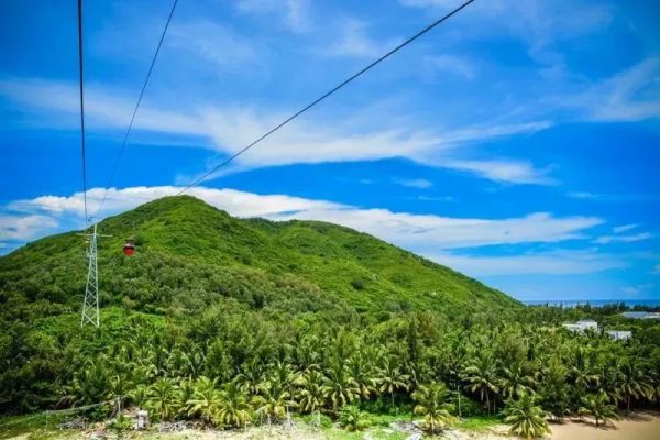 酒店特惠:五一不涨价,享海棠湾一线海景!三亚海