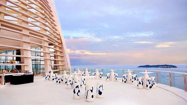 三亚海棠湾红树林酒店1晚套餐 含双早+海鲜自助+提前预定升级房型