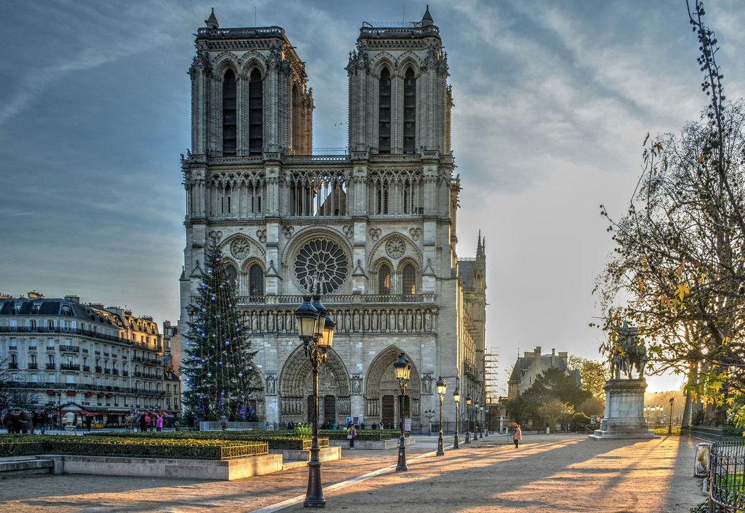 出行提示：巴黎圣母院突遇大火受损严重 盘点近年来被毁损的历史文化遗产