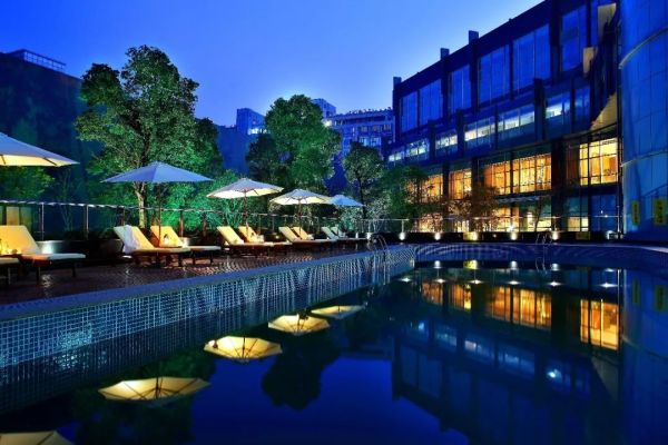 五一、端午专享价！台州皇冠假日酒店(原国际大酒店) 住宿+双人早餐+双人晚餐