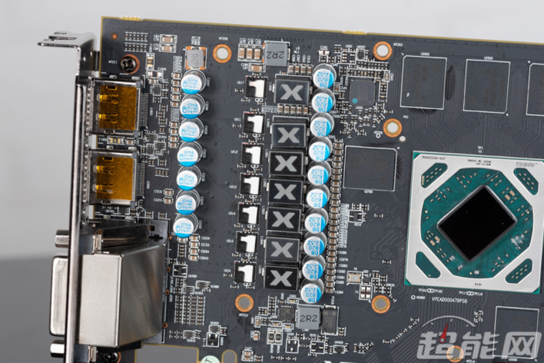 XFX 讯景 RX 590 AMD 50 周年纪念版评测：你会成为这五百分之一吗？