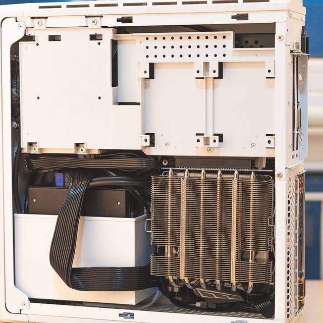 一台实用向的14L大小ITX电脑主机