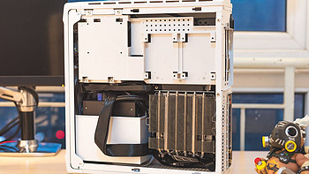 一台实用向的14L大小ITX电脑主机
