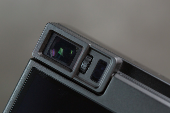 我是一台来自9012年的长焦卡片机 松下ZS80开箱