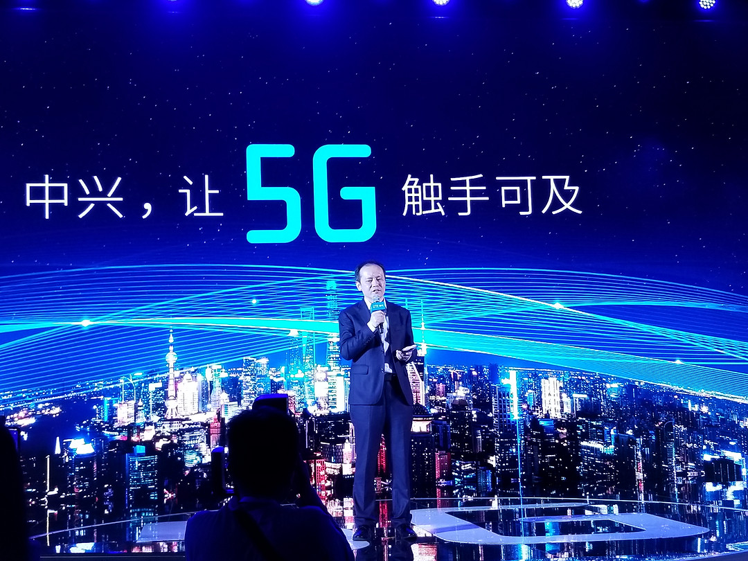 中兴天机 Axon 10 Pro / Axon 10 Pro 5G 正式发布，想借5G东风打个漂亮翻身仗