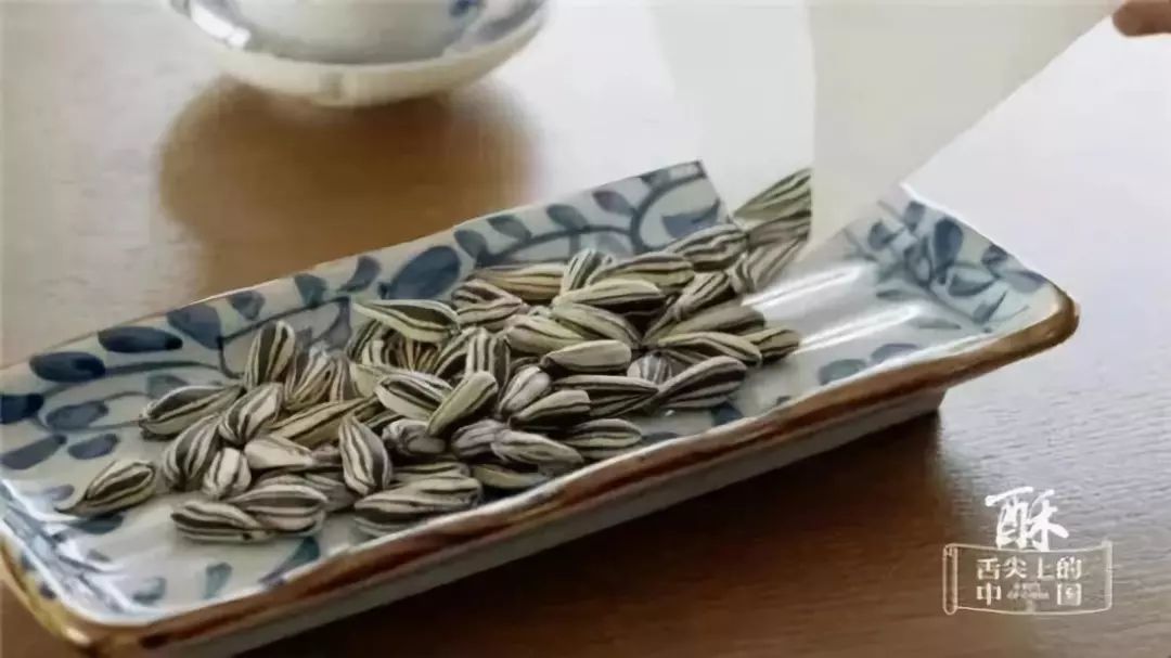 传说,一头猪能做一亿碗江浙小馄饨