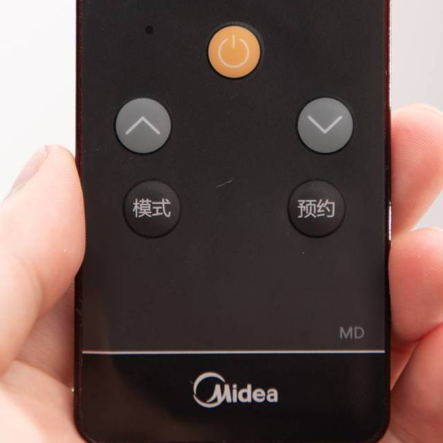 大户型选燃气热水器还是电热水器？：美的NL3热水器使用体验