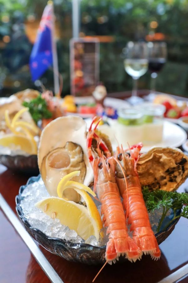 吃货福利鳌虾畅吃生蚝杭州索菲特西湖大酒店海鲜主题自助晚餐