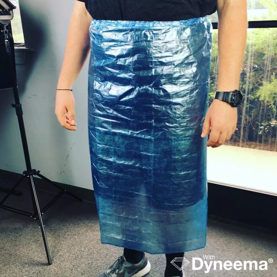 简单聊一下轻量化背包的两种常见材料：X-PAC和Dyneema