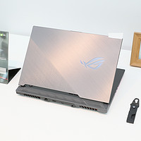 融入宝马超跑设计元素：ROG联合BMW Group DesignWorks推出 枪神3 游戏笔记本电脑