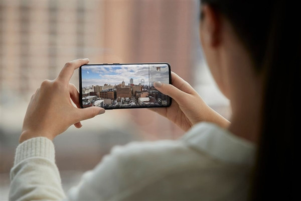 OnePlus 一加 美国发布OnePlus 7 Pro 智能手机，111分相机，2K分辨率90Hz屏幕