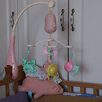 开箱晒物 篇九：宝贝女儿的小玩具 - 爱婴乐 旋转床铃