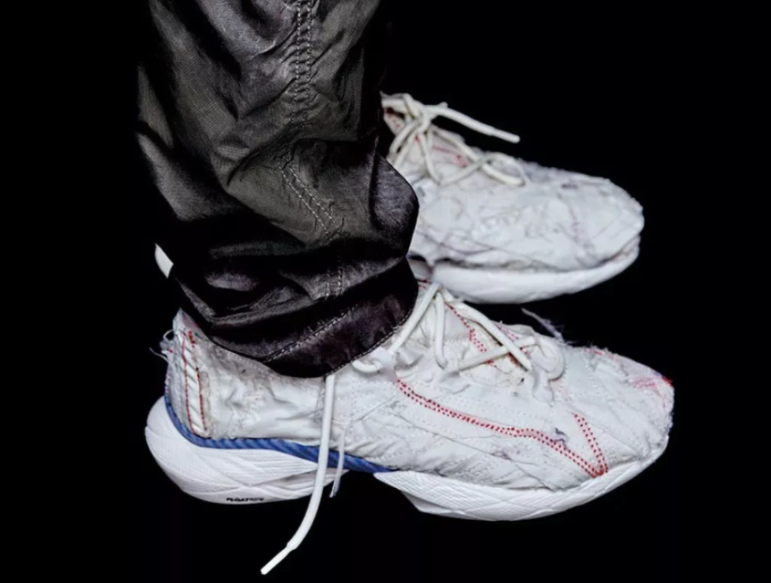 精选时尚资讯： Carhartt WIP携手PASS~PORT打造2019SS别注系列；visvim OG Dad Sandal回归军事风格 