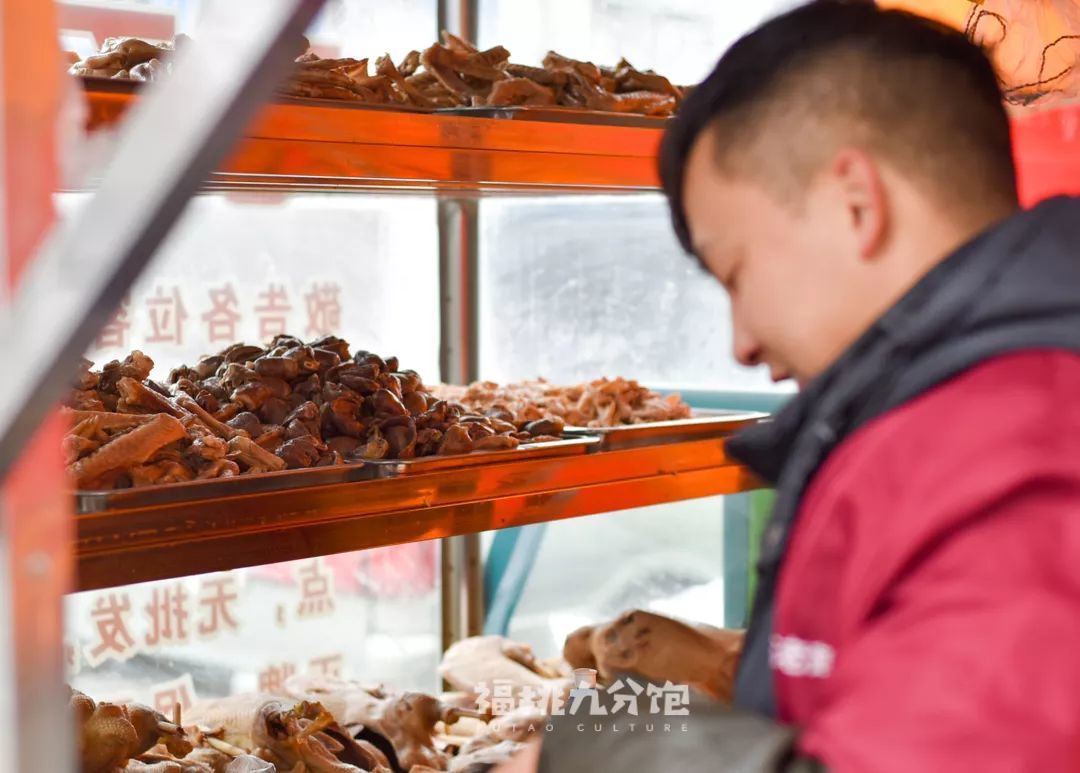 据说，没有一只鹅能活着走出扬州