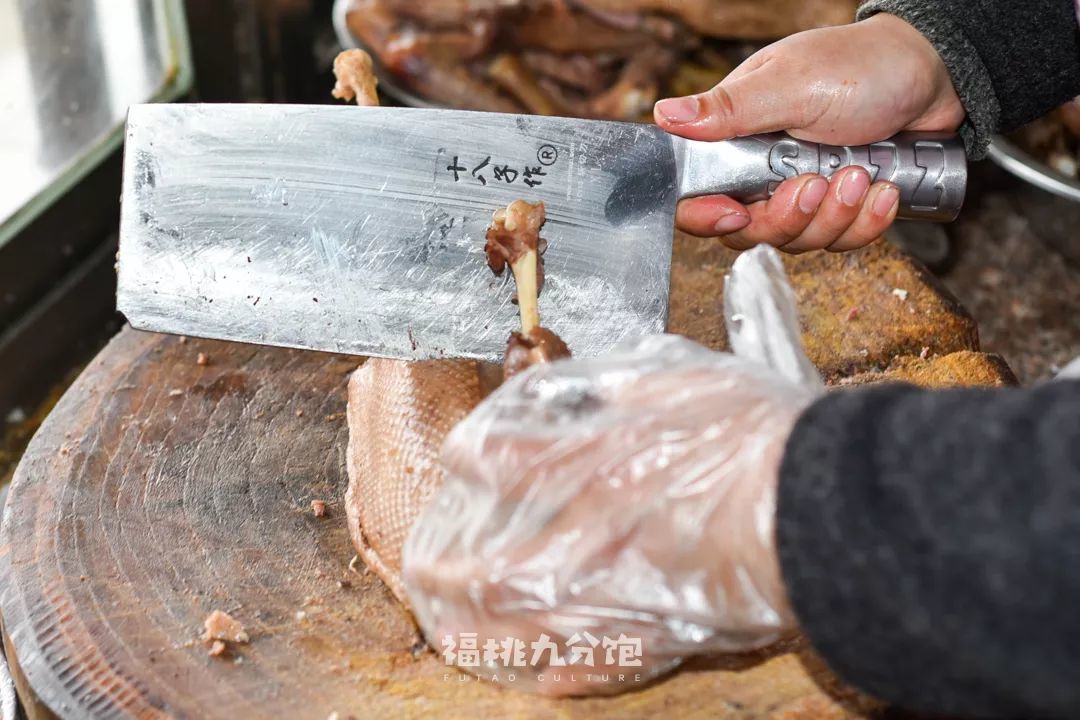 据说，没有一只鹅能活着走出扬州
