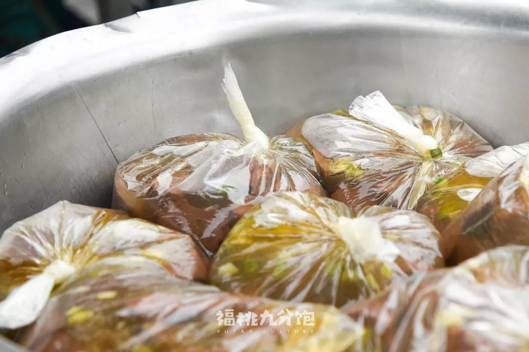 据说，没有一只鹅能活着走出扬州