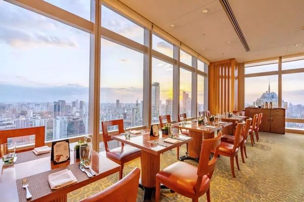 38层高空View赞爆！上海JW万豪酒店小龙虾自助晚餐