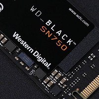 *级发烧玩家的必备SSD 西部数据SN750固态黑盘评测 这手剁得值