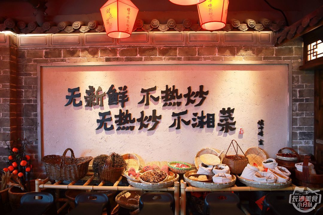 侯师傅请你吃新疆沙瓤西红柿!肉多汁盈,热炒或冰镇都是神仙滋味