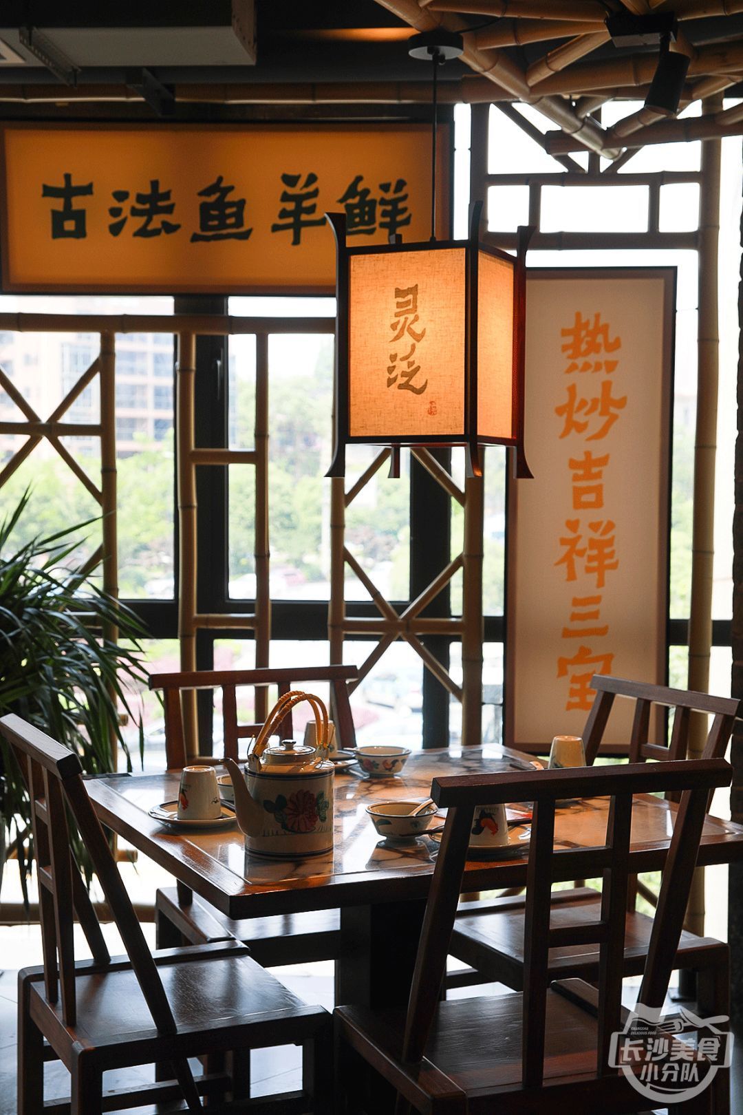 侯师傅请你吃新疆沙瓤西红柿!肉多汁盈,热炒或冰镇都是神仙滋味