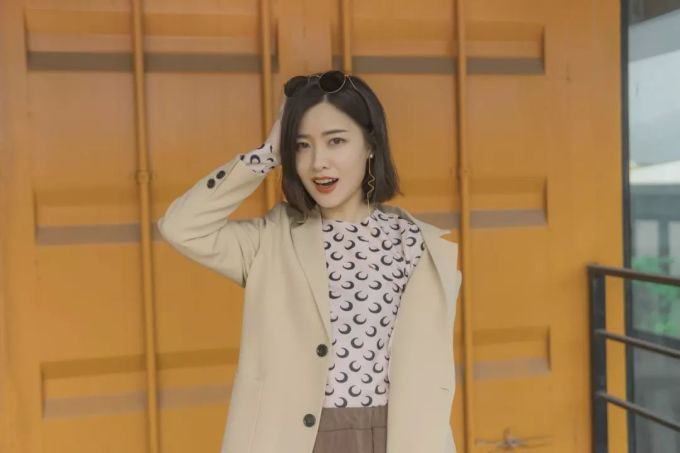 Try it on | 不信邪的我又又又替你们去试穿了ins爆款单品……