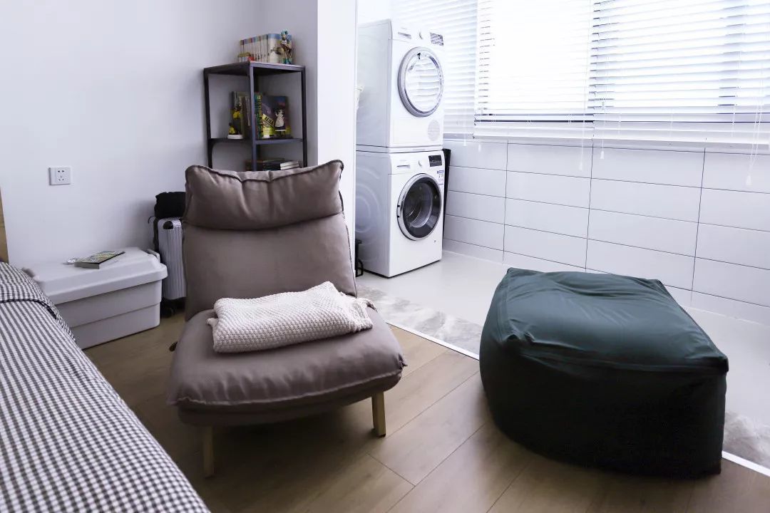 50㎡老破小学区房,新建一面墙,厨房变次卧,每1㎡都不将就