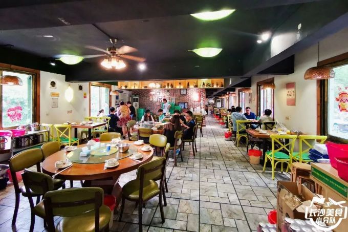 “钱四”更名“钱四口味鸡”,我觉得还是少点味?